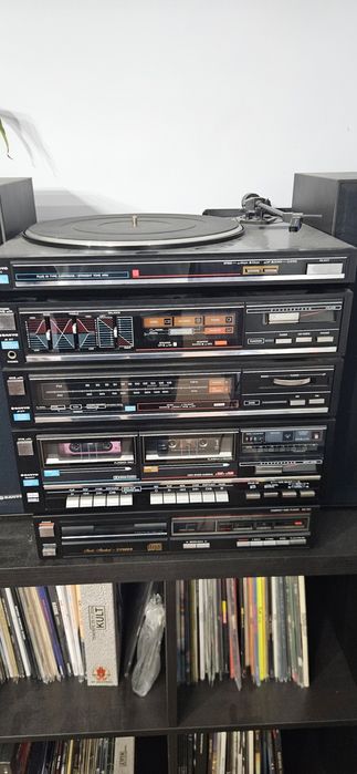Zestaw audio Hi-Fi Sanyo z cd, tuner, gramofon