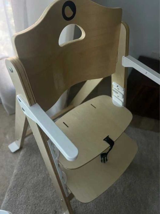 trona para alimentar a los niños
trona para alimentar a los niños