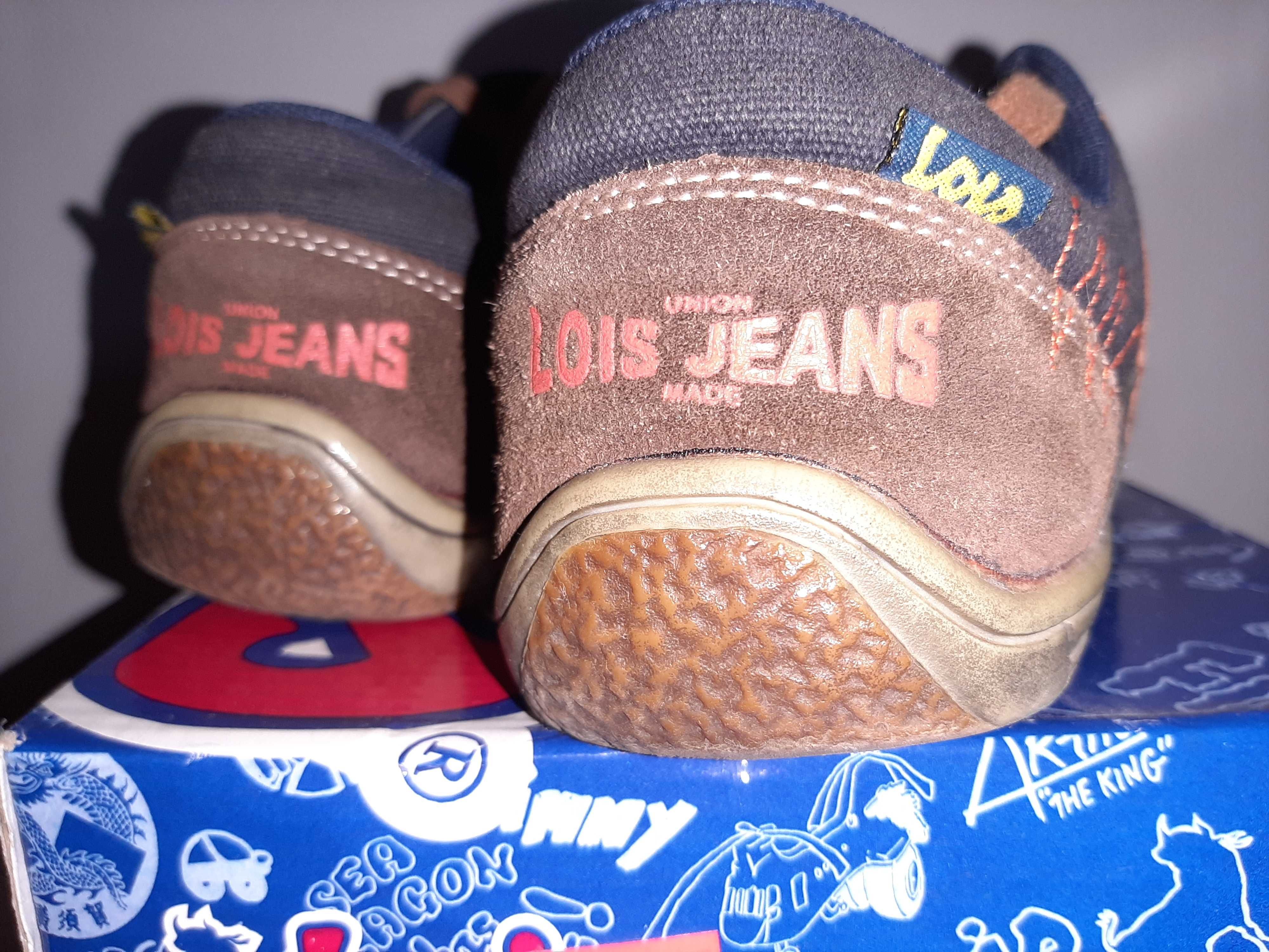 Pare de Ténis Lois Jeans 39