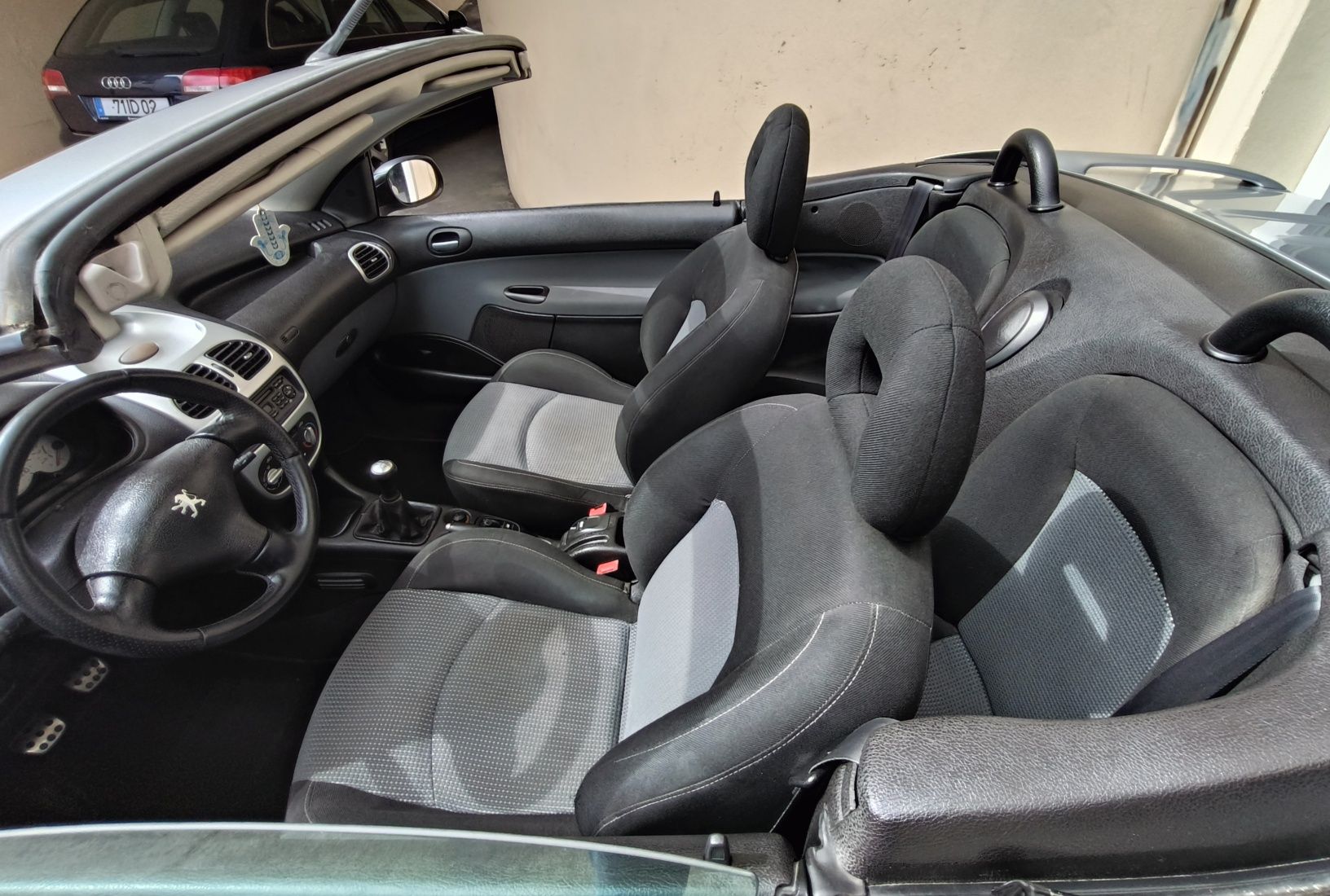 Peugeot 206 Cabrio 1.6 110cv impecável