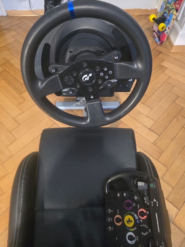 Zestaw Gamingowy Symulator Playseat+ Kierownica Thrustmaster T300