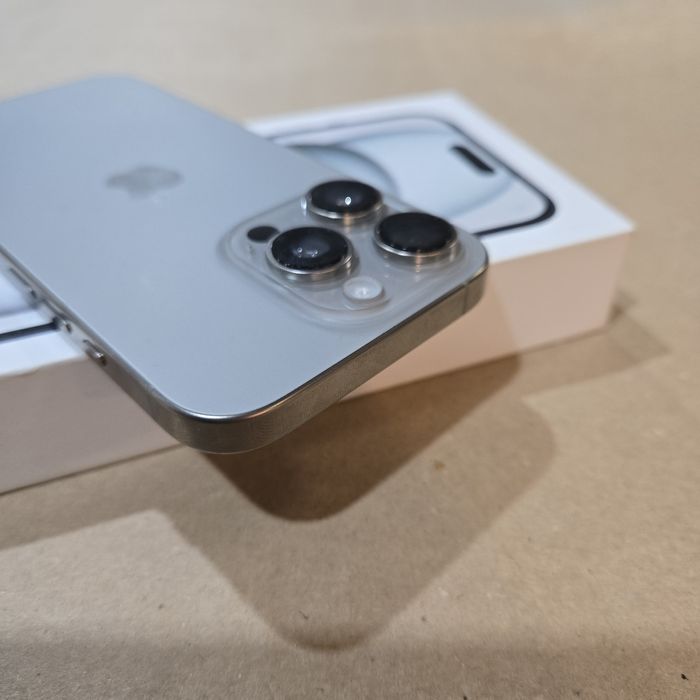 IPHONE 16 PRO * 128GB * Kolor natural tytan * Bateria 100% *
