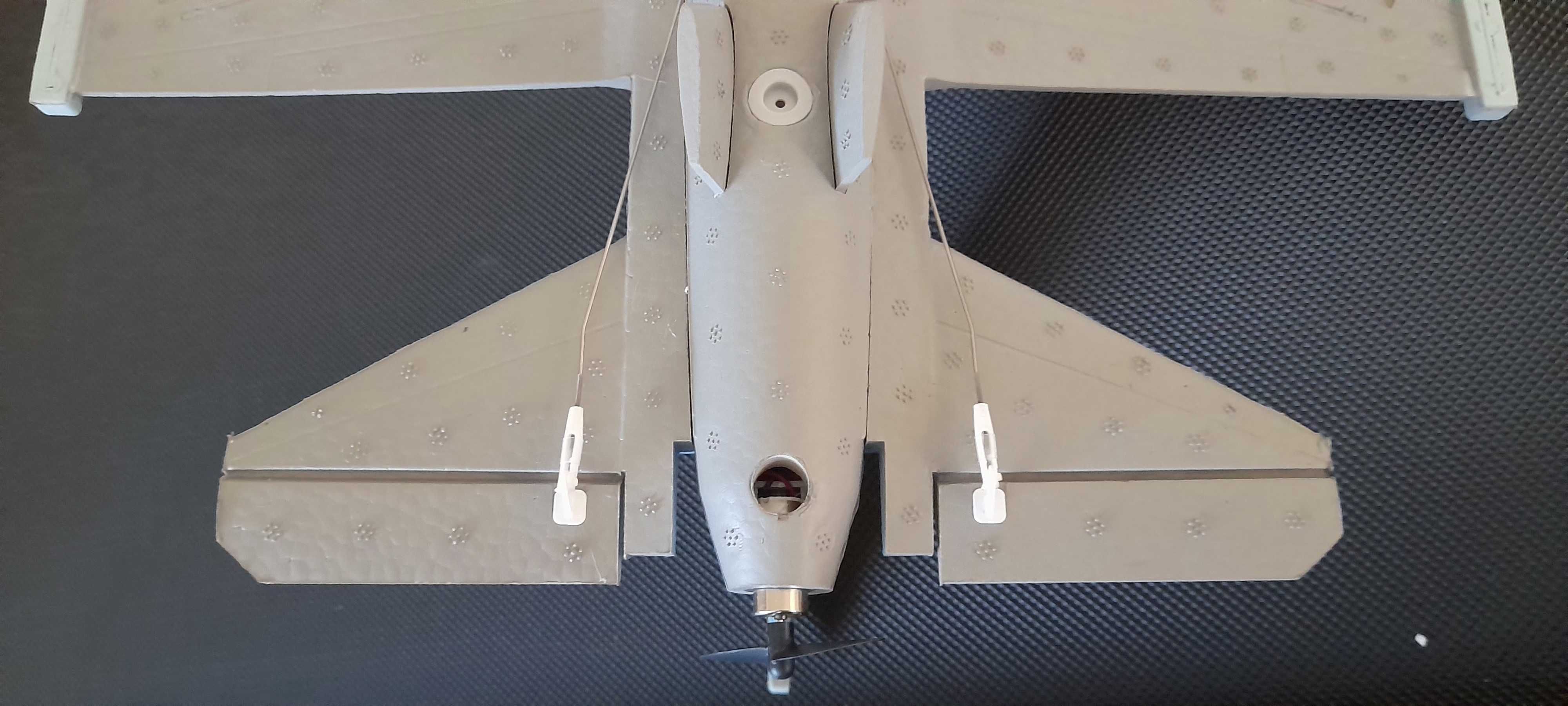 A290-F16 Fighter 2.4ghz 3ch Radio Control Airplanes