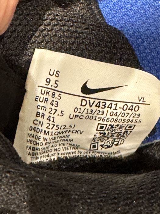 Buty piłkarskie na halę Nike - halówki Tiempo Legend