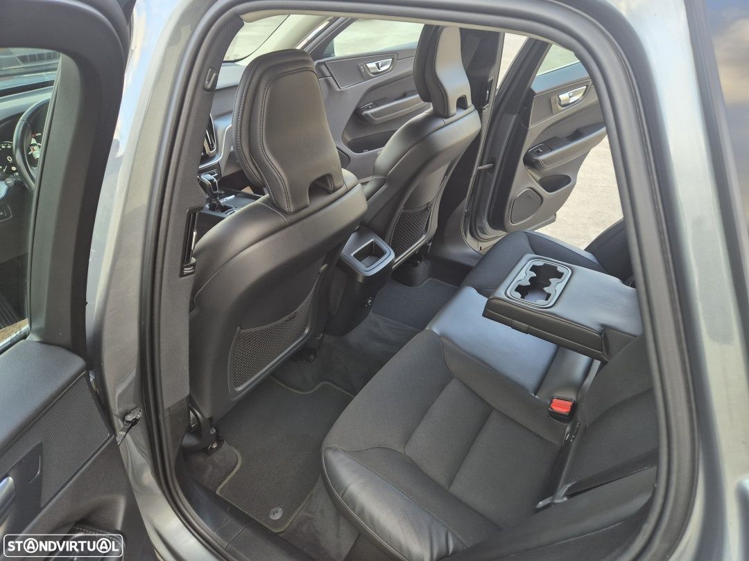 Volvo xc60 D4 com 190 cv