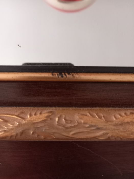 Espelho usado dourado