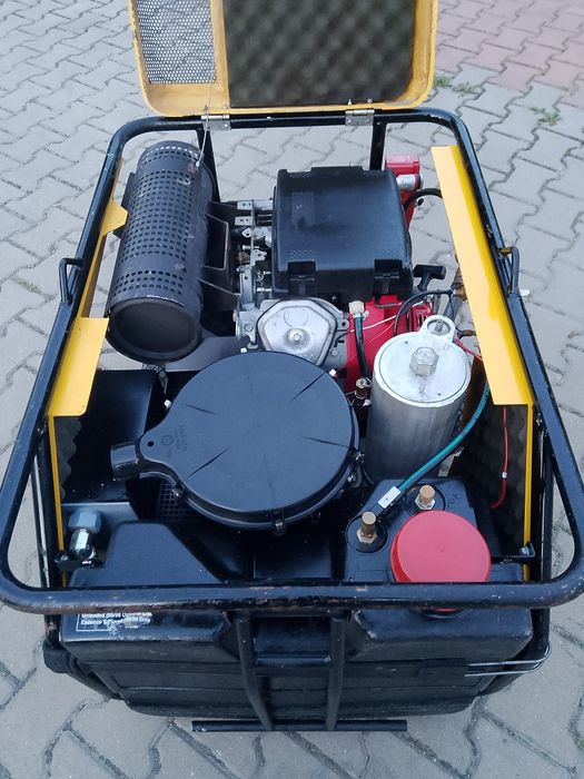 Kompresor spalinowy sprężarka śrubowa Compair C14 do kreta przecisków