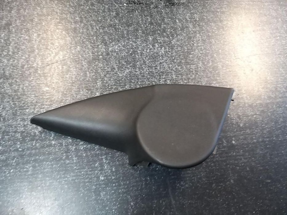 NAROŻNIK WEWNĘTRZNY OKNA DZWI LEWY  OPEL CORSA B, TIGRA A 93-02