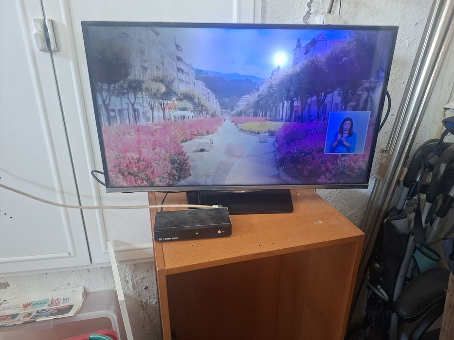 Tv Lcd Samsung 32"