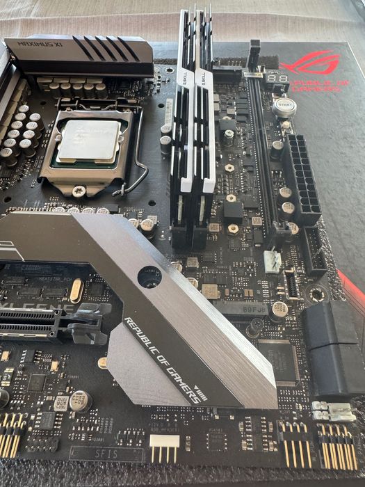 Zestaw: ASUS Maximus XI Gene, Procesor i9-9900K, G.SKILL TridentZ 32GB