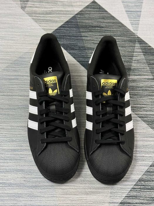 Buty damskie Trampk adidas SuperStar Cloud White Core Black R.40