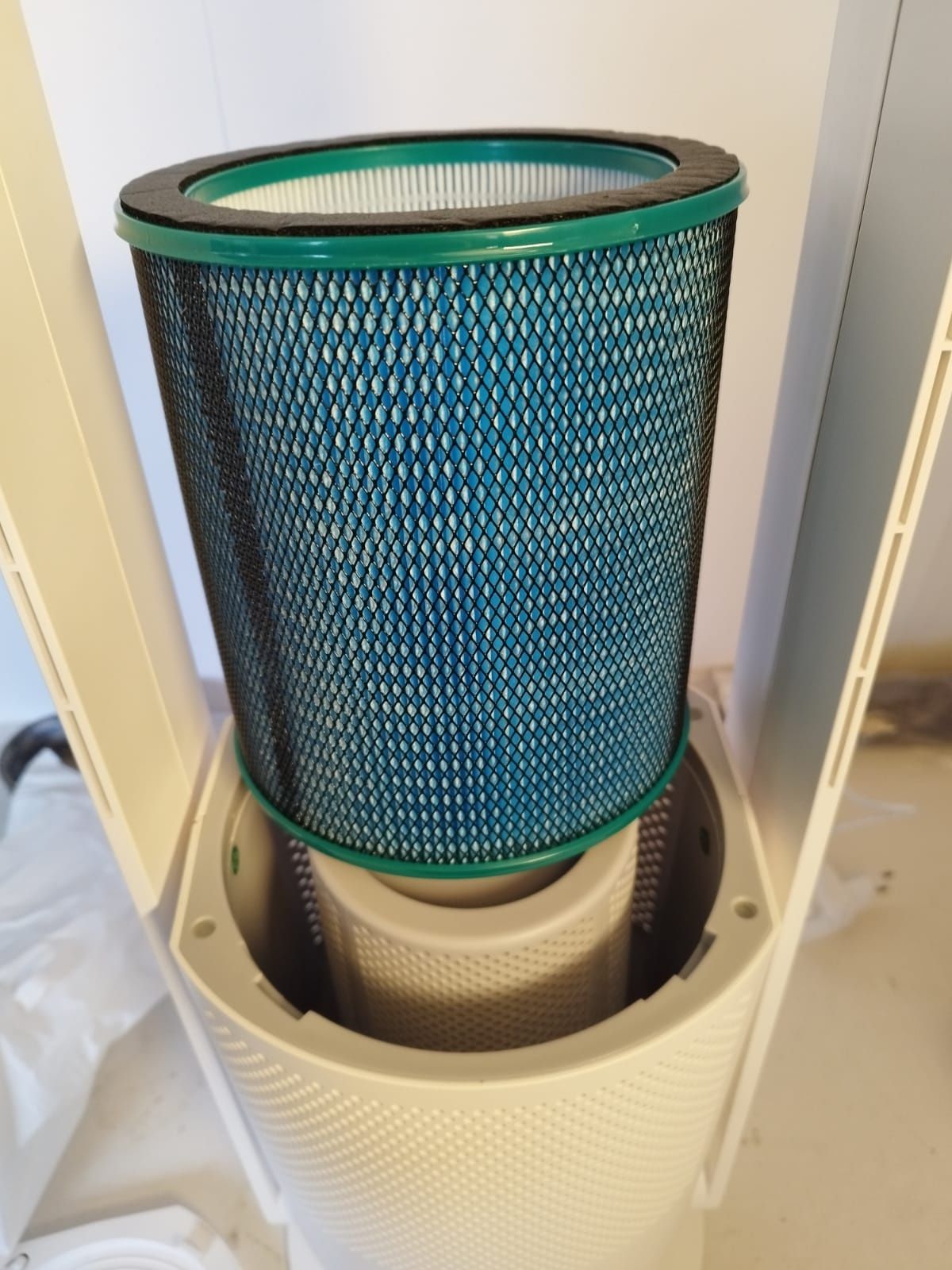 Wentylator wieżowy  bezłopatkowy z oczyszczaczem powietrza SKJ-CR022D