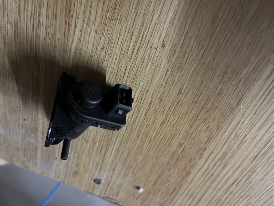 Клапан регул ткрб. 8200762162  7.02256.55.0 pierburg