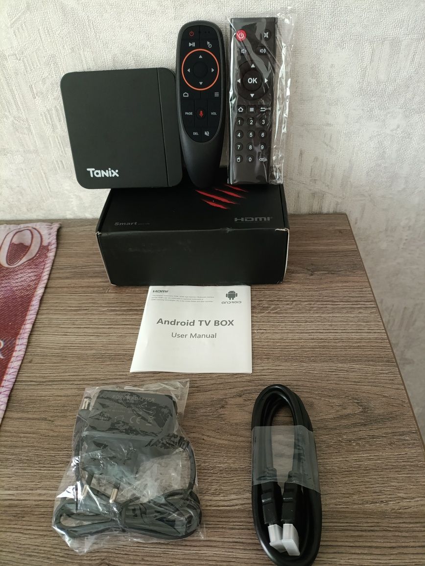 Tanix W2  (4/64) НАЛАШТОВАНА + голосовий пульт G10S