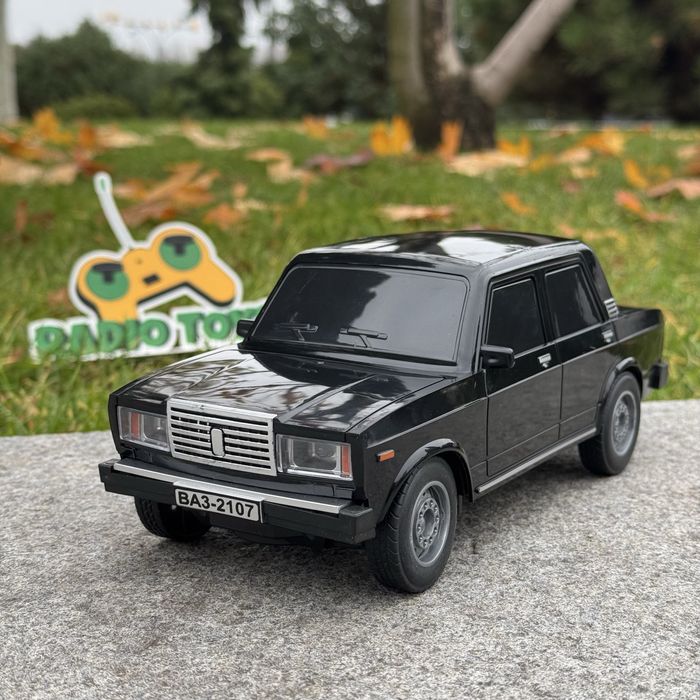 Машинка на радіокеруванні Жигулі чорна | ВАЗ на пульті керування Лада