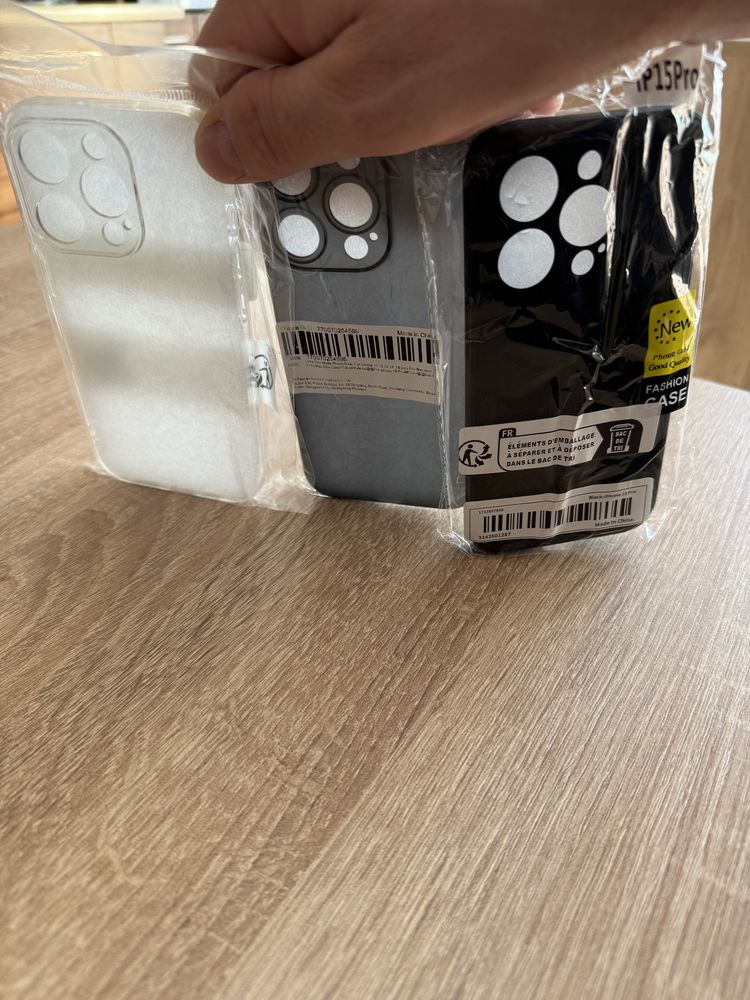 Etui iphone 15 pro nowe 3 sztuki