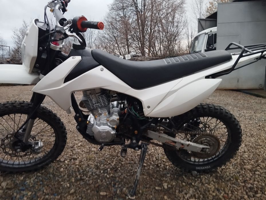 Мотоцикл 200 куба