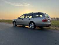 Mercedes-Benz Klasa E320 4 Matic Elegance