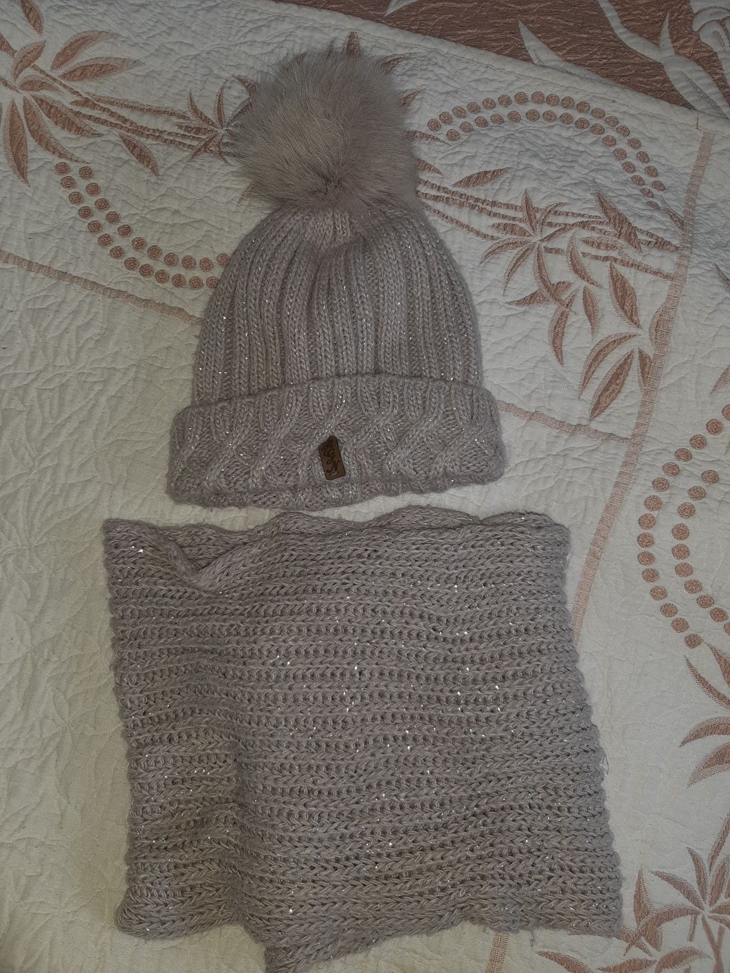 Зимова шапка, комплект з хомутом