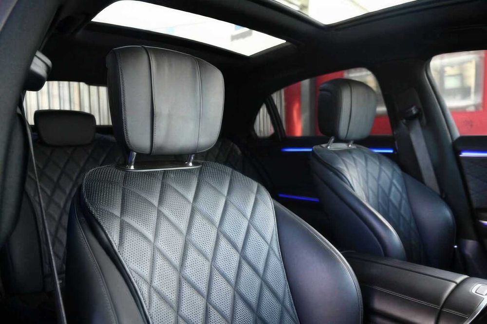 Mercedes-Benz S-Class      2024