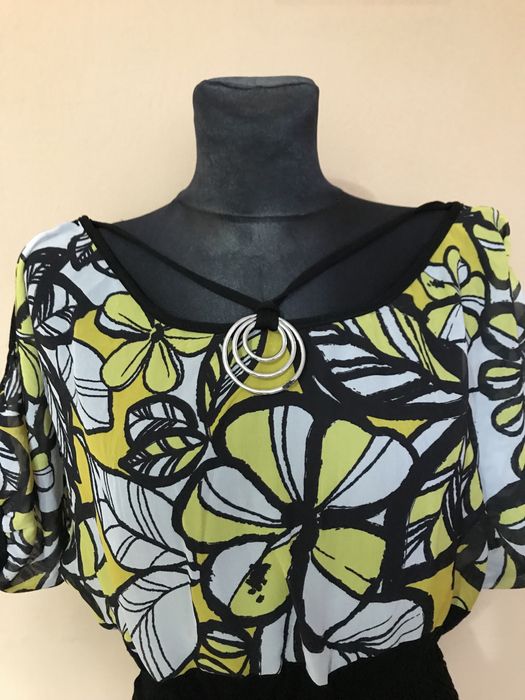 Komplet żóto- czarny nluxka i spodenki Moda Grinta roz. M