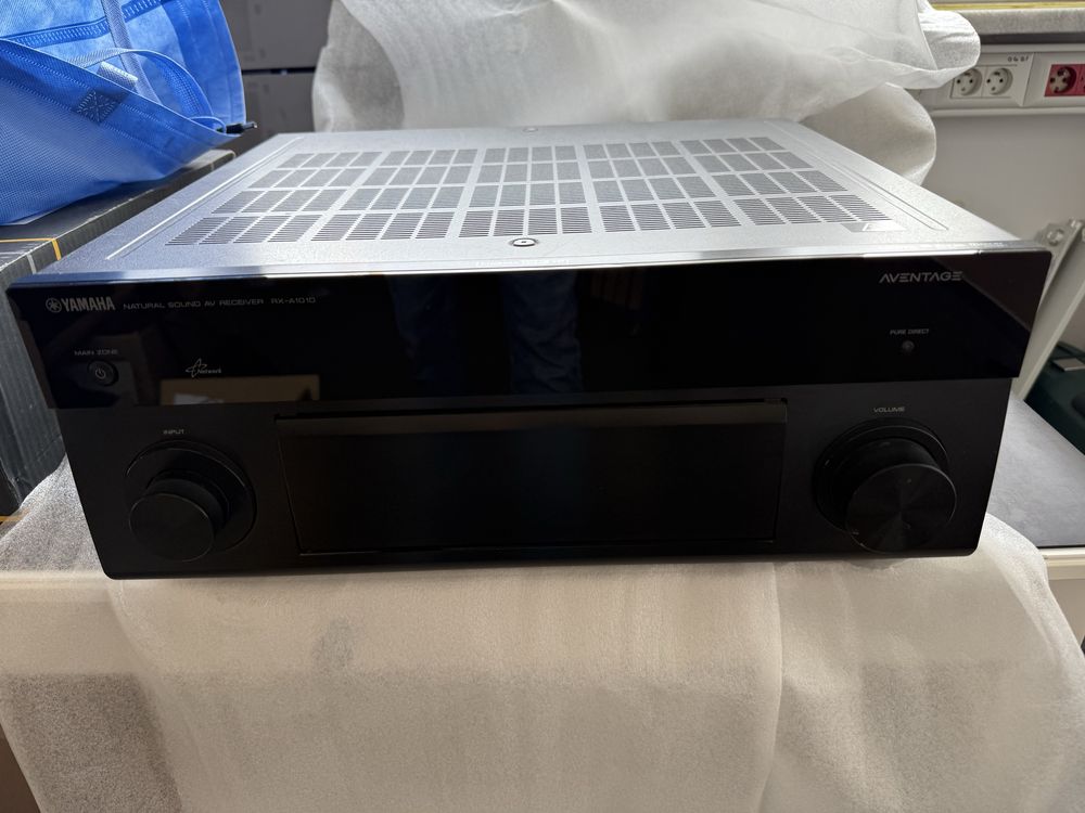 Amplituner Yamaha RX A1010