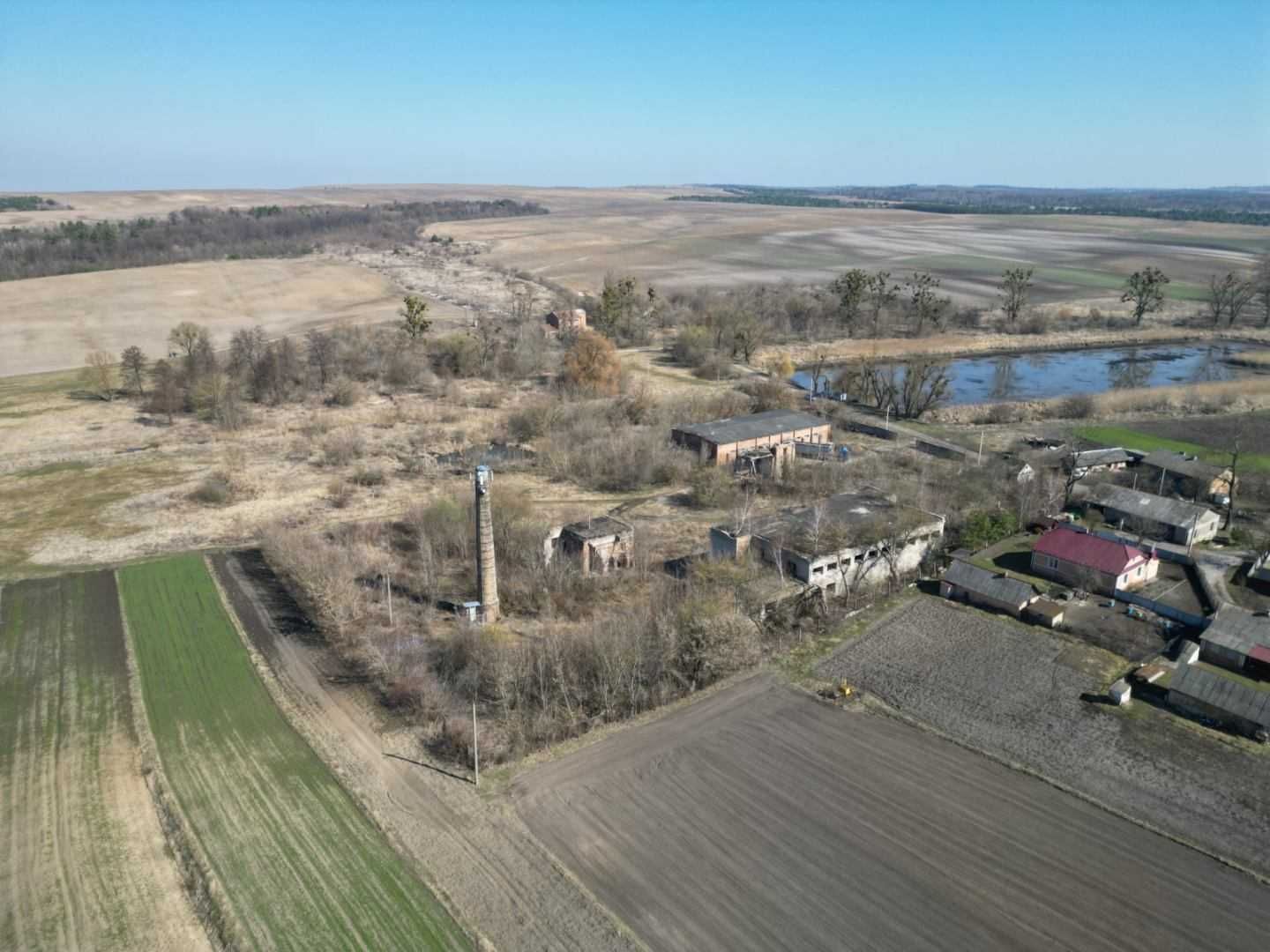 Продається Ексклюзивна земельна ділянка у Рівненській обл с. Вовковиї.