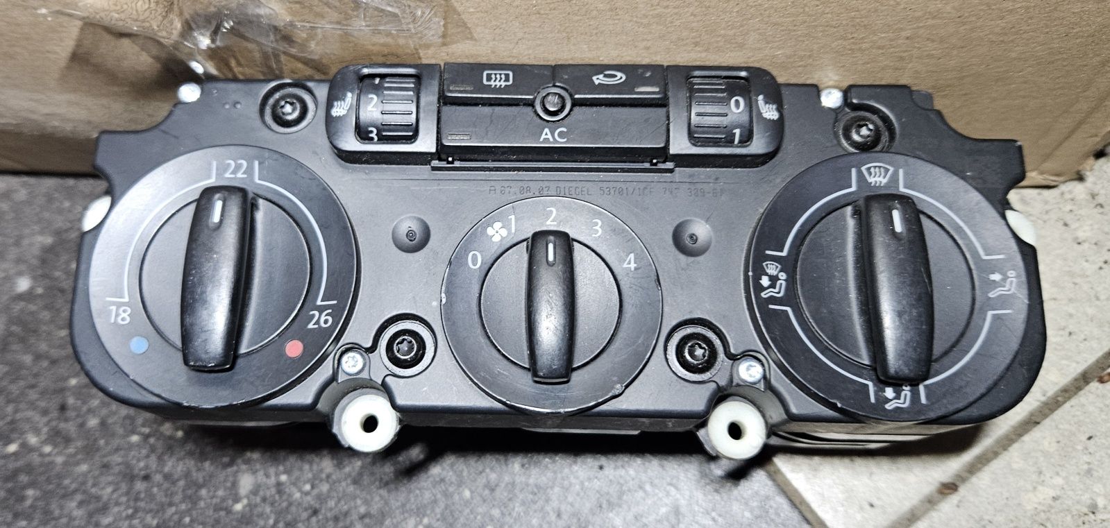 Skoda Yeti panel sterownik klimatyzacji Octavia Superb