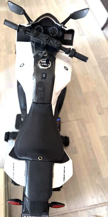 Детский электро мотоцикл двухколесный на аккумуляторе Yamaha M5774