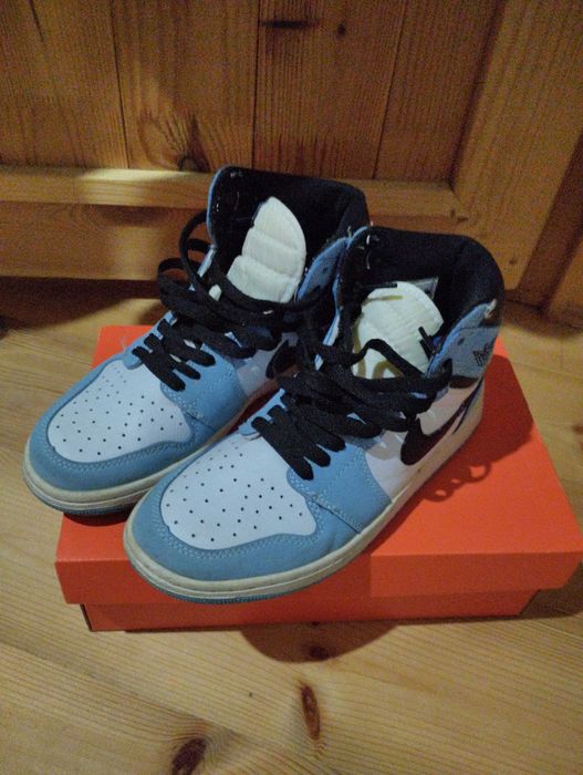 Tênis Nike Air Force 37