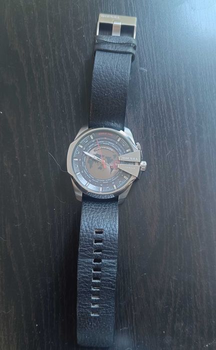 Relógio Diesel Mega Chief edição especial e rara World Time - Dz4320.