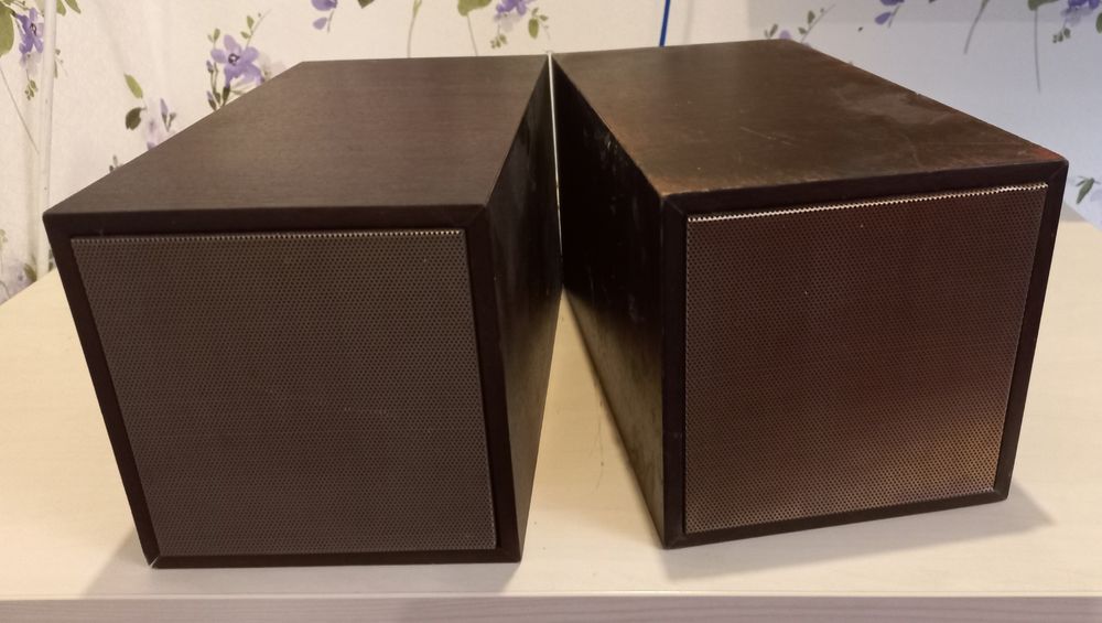 Продам програвач melodija-stereo з колонками