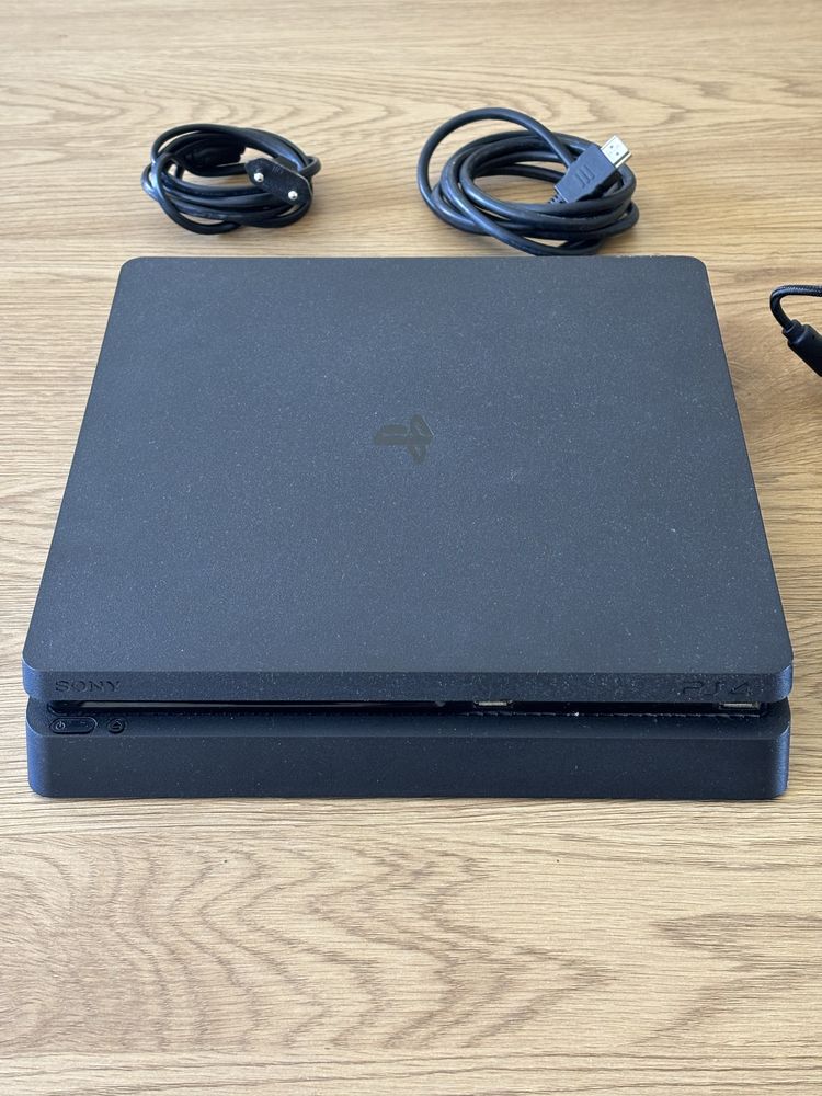 Ps4 Slim 500gb e Ps4 Revolution Pro Controller 3