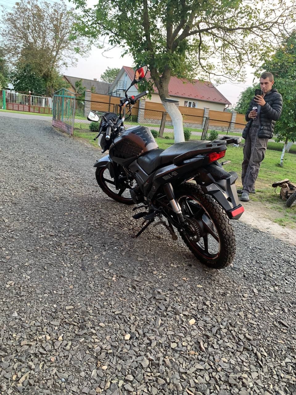 Продам ліфанCCR150