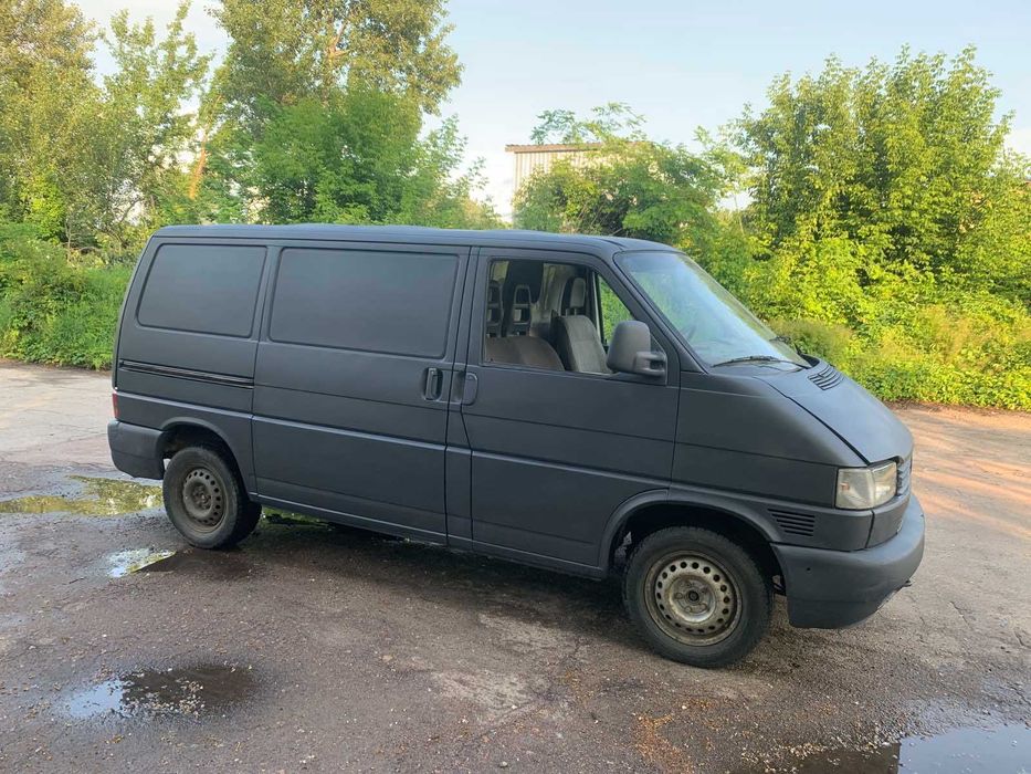 Фольксваген Транспортер T4 2.5TDI грузовик, обслужений