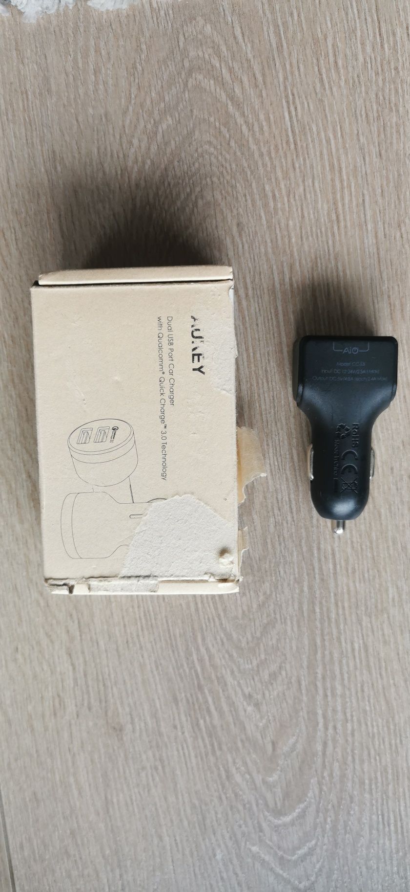 Ładowarka samochodowa 2x USB