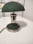 Mała lampka metalowa vintage do renowacji.