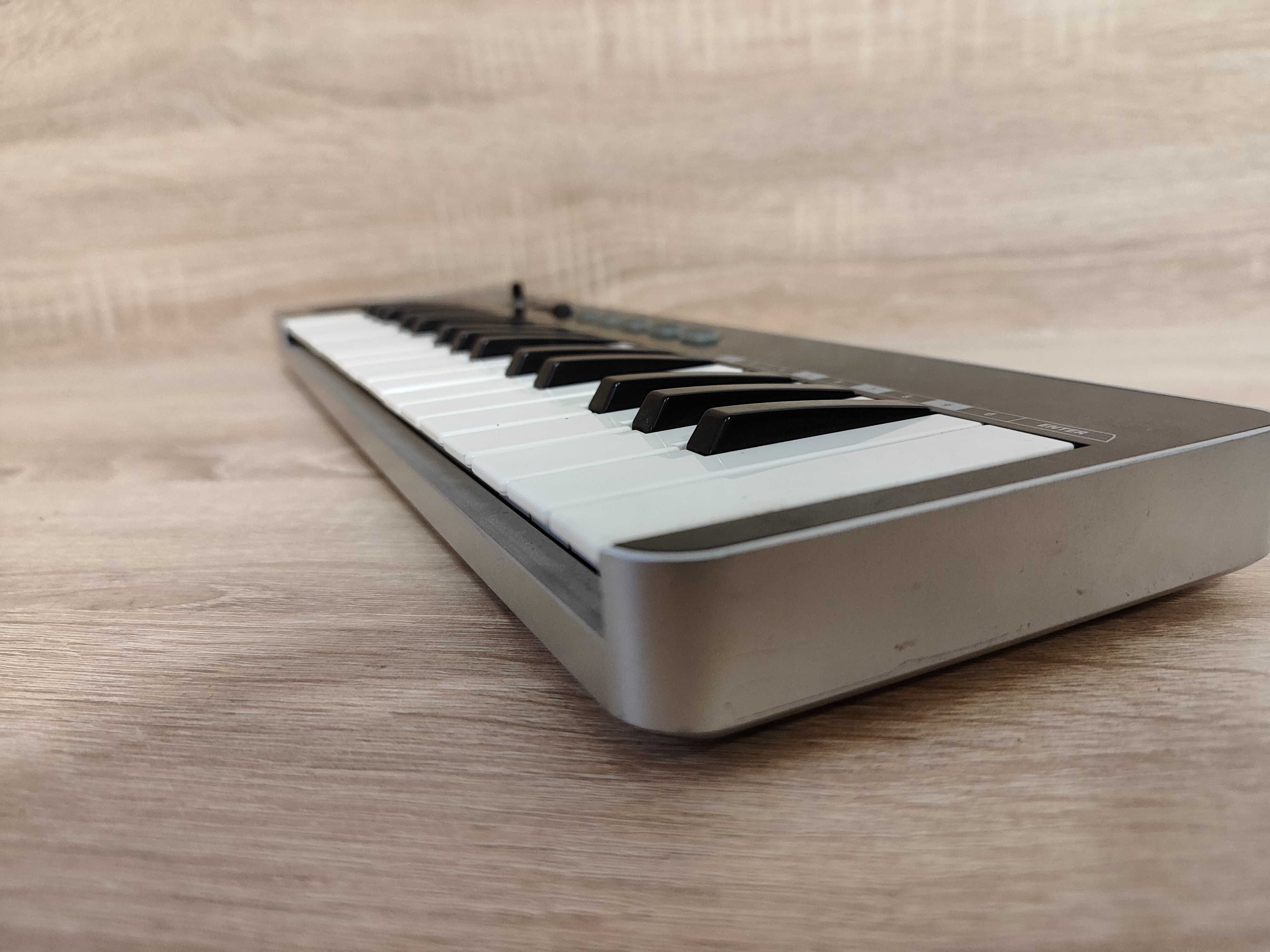 Klawiatura główna Samson Graphite M32