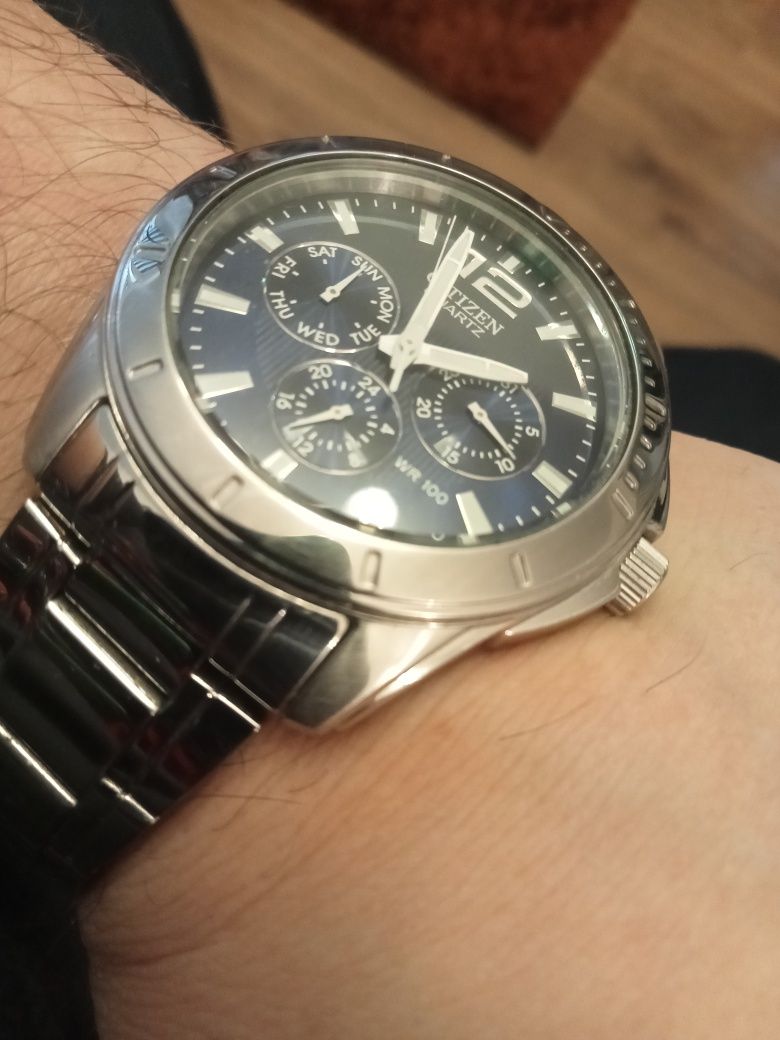 Citizen Zegarek męski Citizen quartz 10 atm