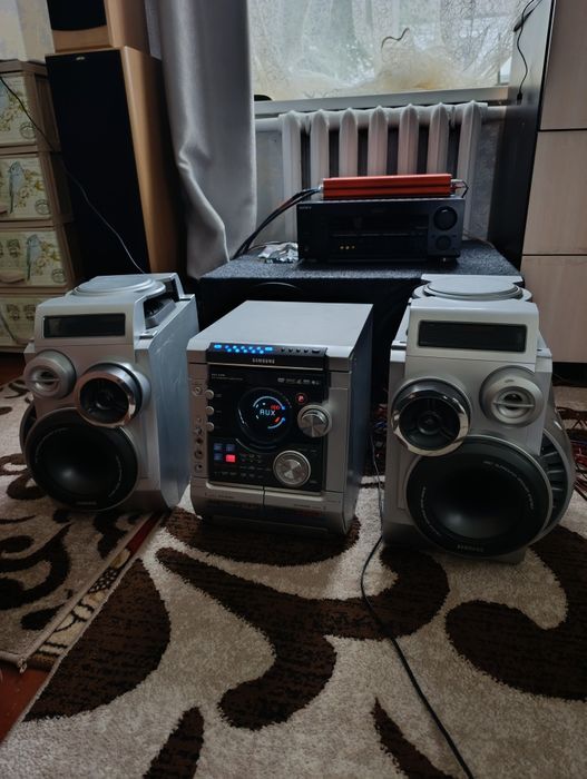 Музичний центр Samsung max kj740 мощ