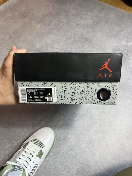 Кросівки Найк Nike Jordan 4 Джордан Розмір 42 Оригінал