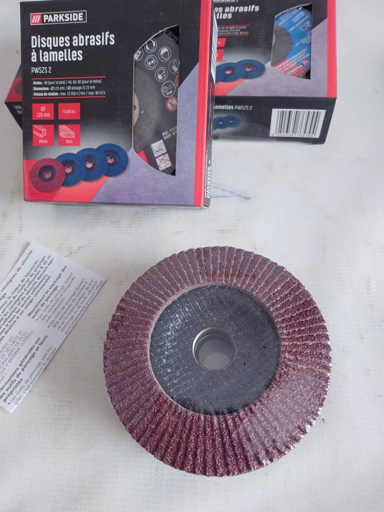 Tarcze listkowe 16 SZT do szlifowania Drewna Metalu 125mm P40-P80