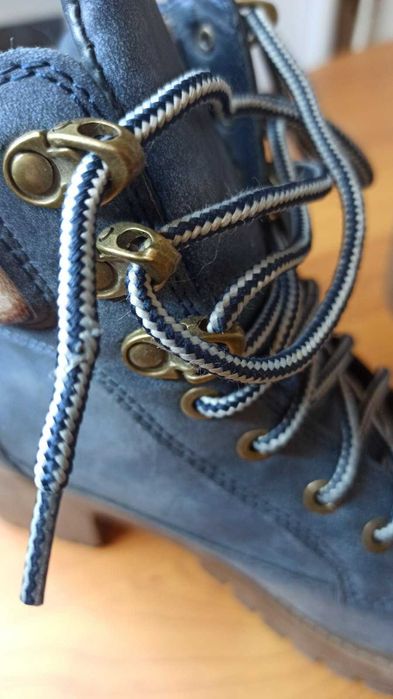 Ботинки женские осенние новые р. 35 (не подошел размер)