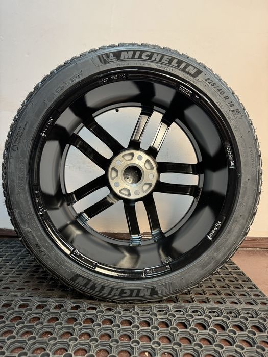 Диски Audi R18 5/112 A3/А4/S3/Q3 VW Golf Jetta шини Michelin 225/40/18