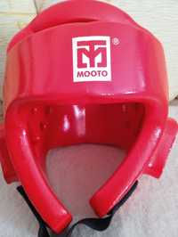 Защитный шлем Mooto, размер М