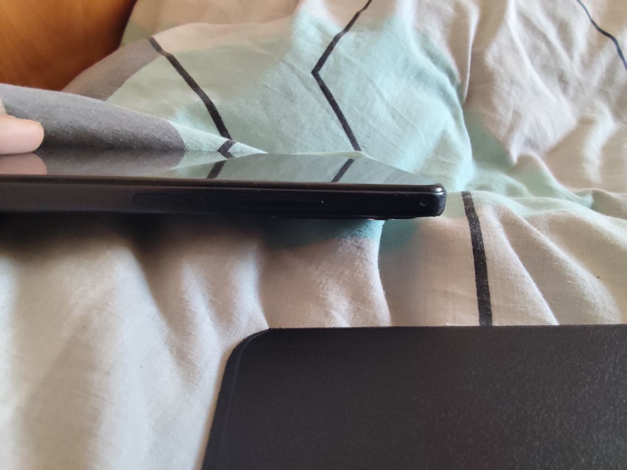 Обмінюю redmi note 12 pro 256/8