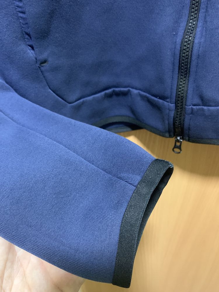 Кофта Nike Tech Fleece. S