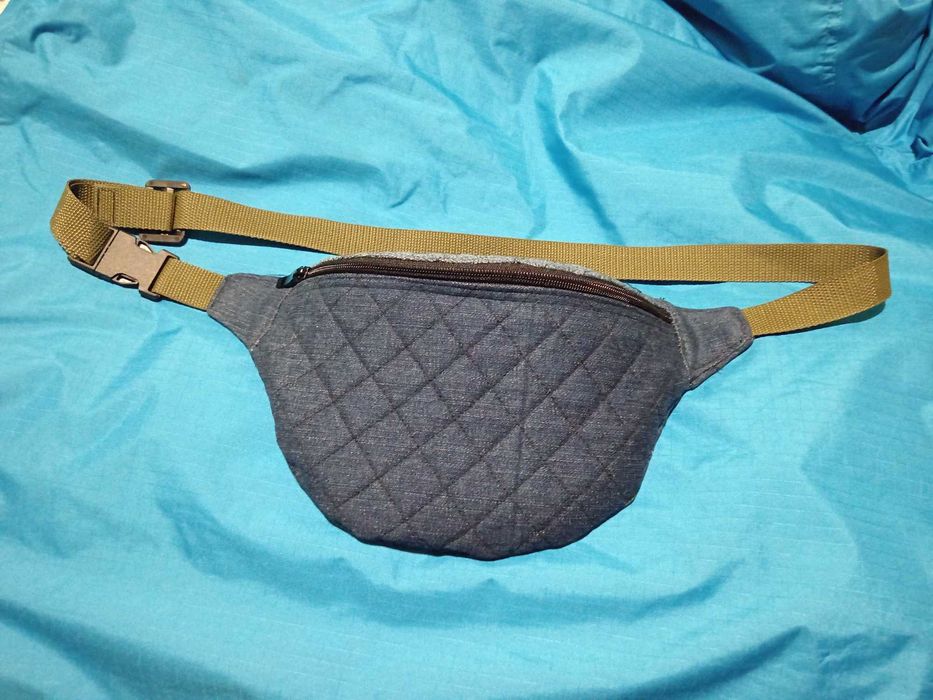 Поясна сумка із джина. Бананка