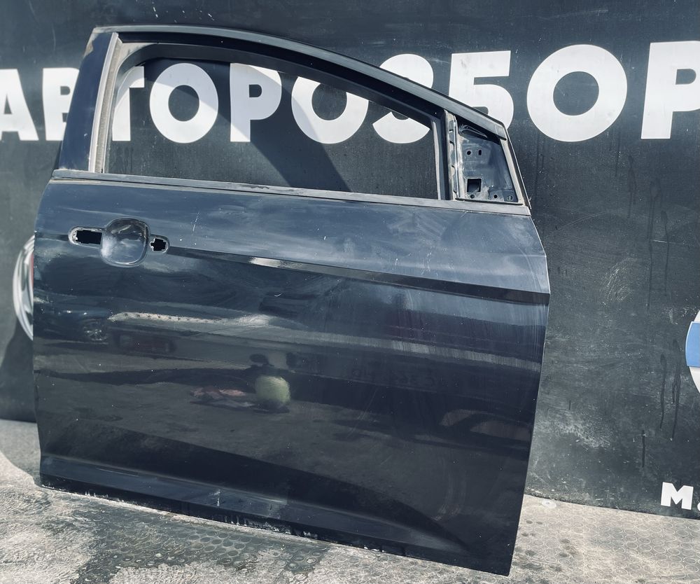 Двері Форд Фокус 3 Дверка Ford Focus 3 Дверь Передняя Європа Розборка