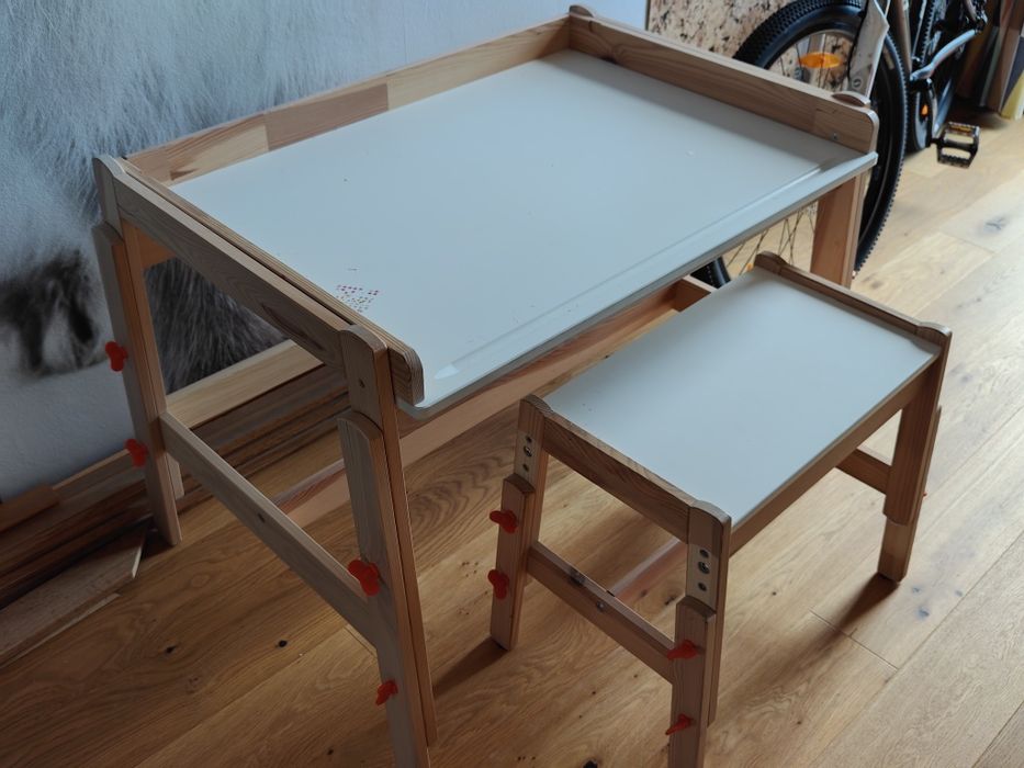 Biurko i ławka Flisat ikea dla dziecka